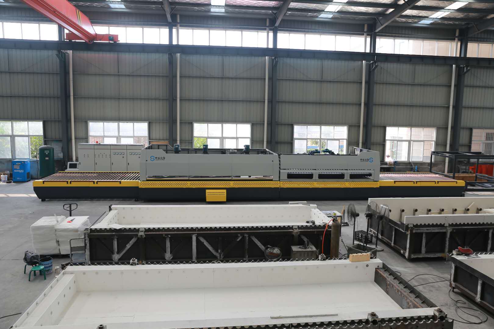 淋浴房是鋼化玻璃了，為什么還要貼膜？